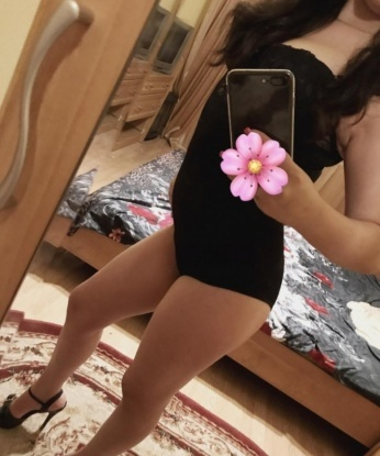 Александра, 23 года, 2 размер груди